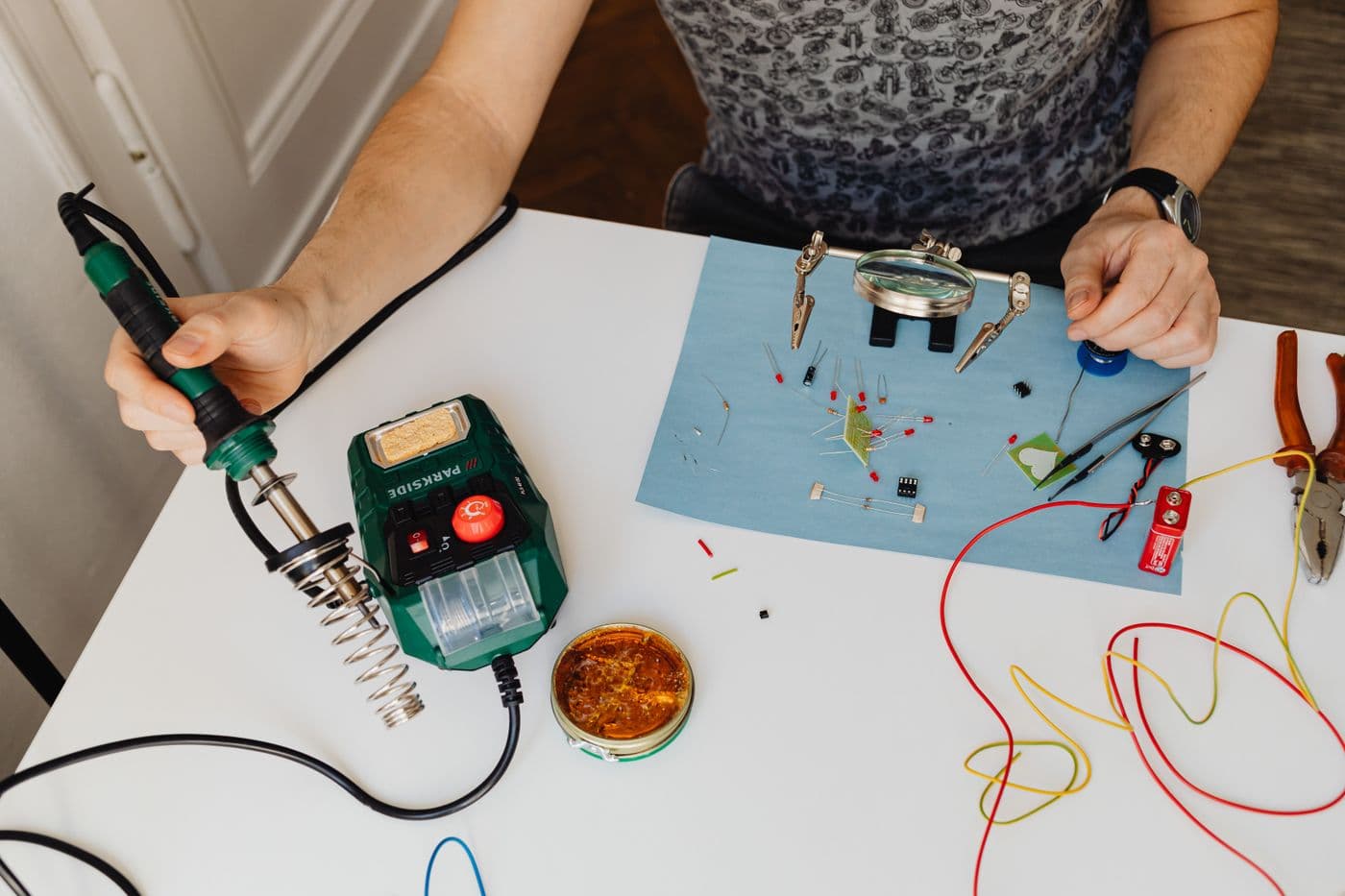 Software-defined radio hardware and control software on a workbench
